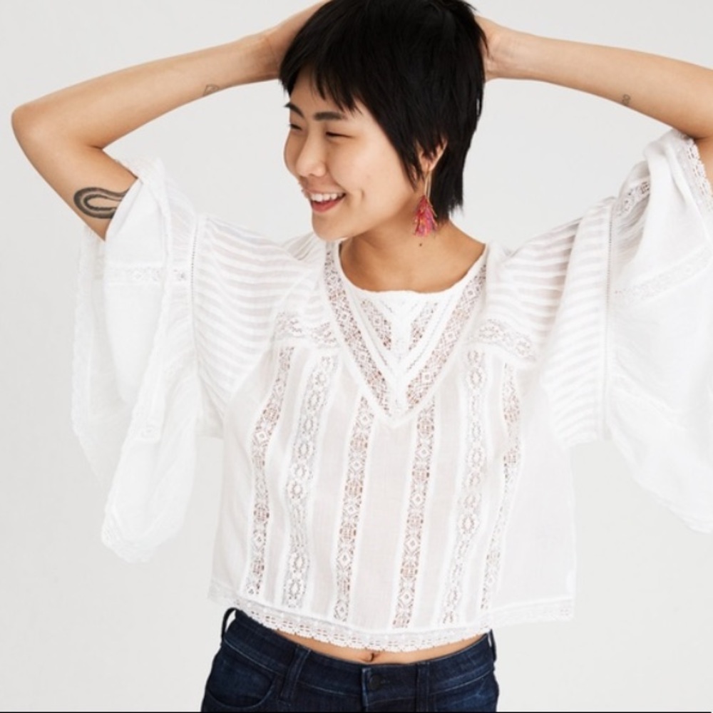 NWT cropped lace top with bell sleeves